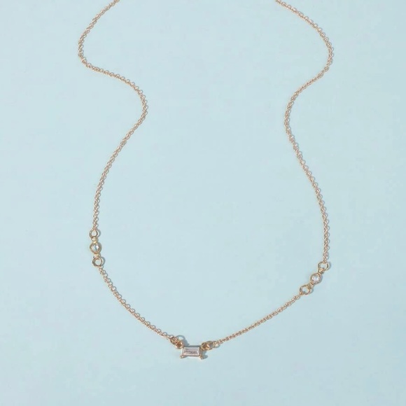 NWOT Dainty Gold Rhinestone Necklace - Picture 3 of 8